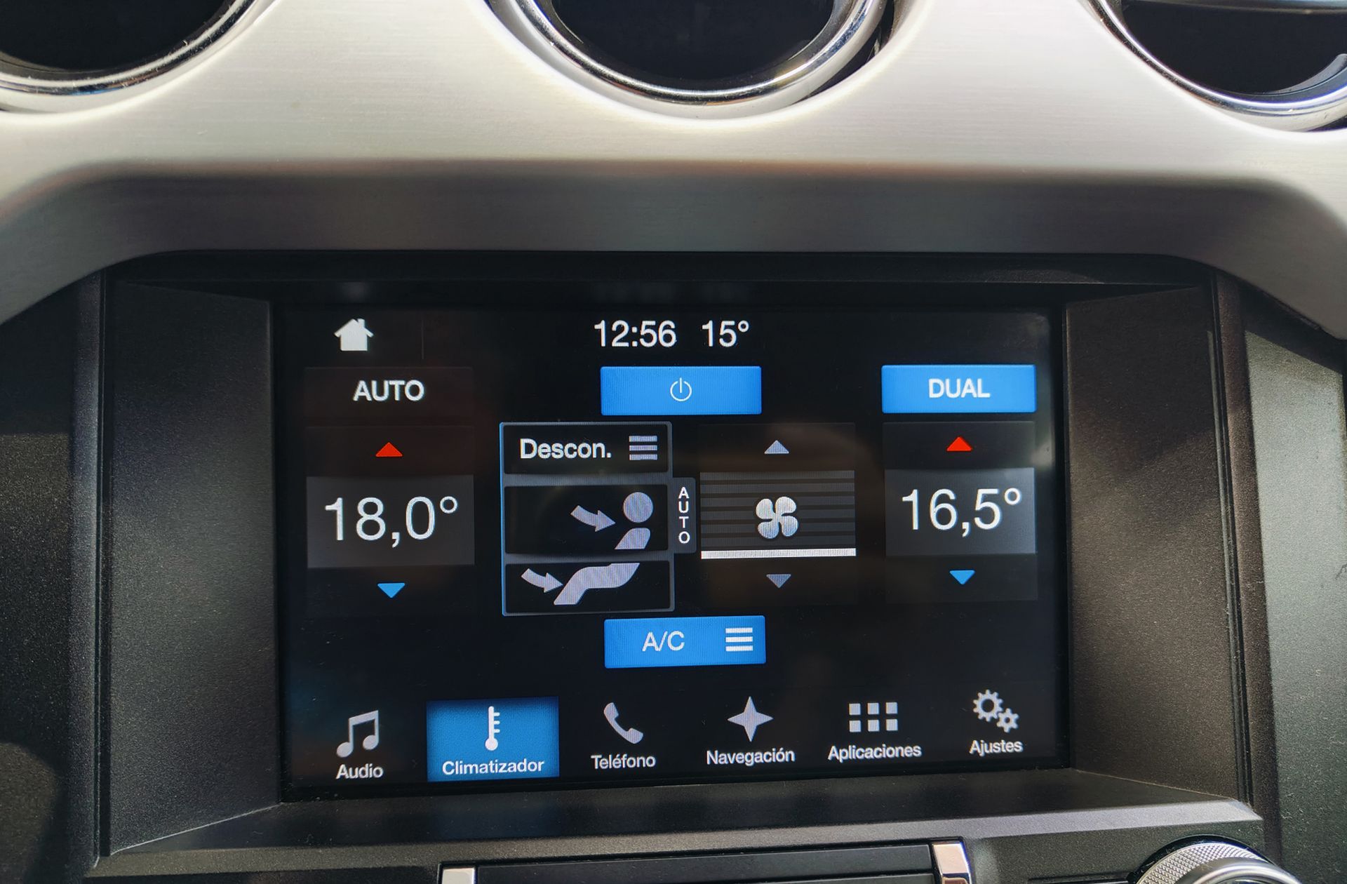 Ford Mustang 2.3 EcoBoost Mustang (Fastback) - foto 32