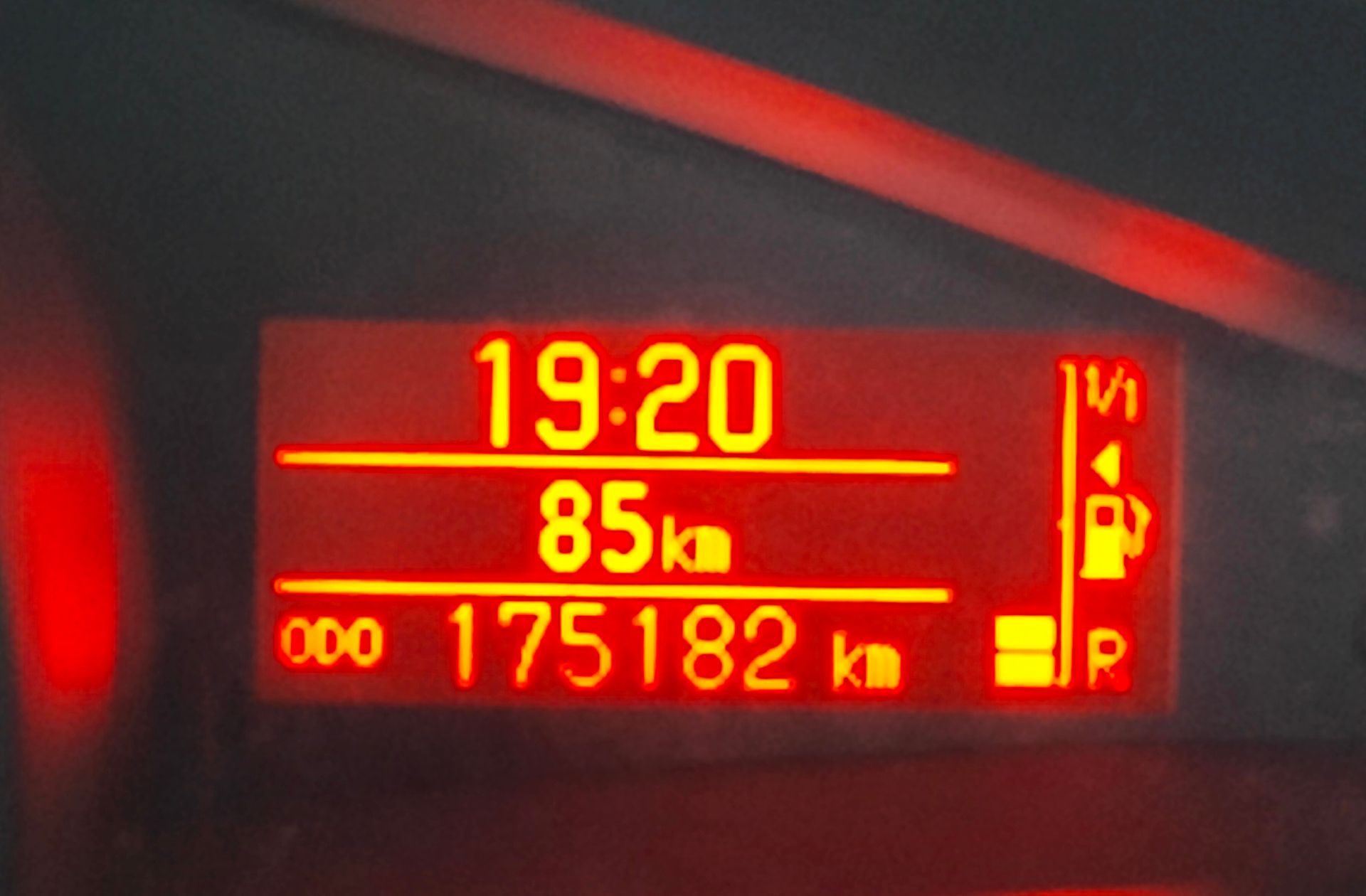 Toyota Verso 115D Advance - foto 10