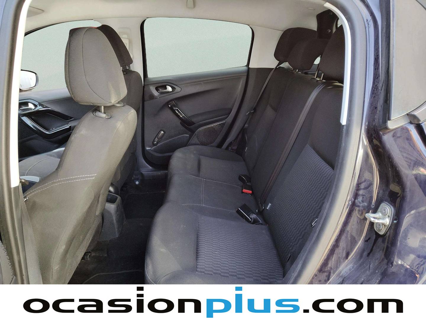 Foto asientos traseros Peugeot 208 Peugeot 208 HDi 68 Style (68 CV)