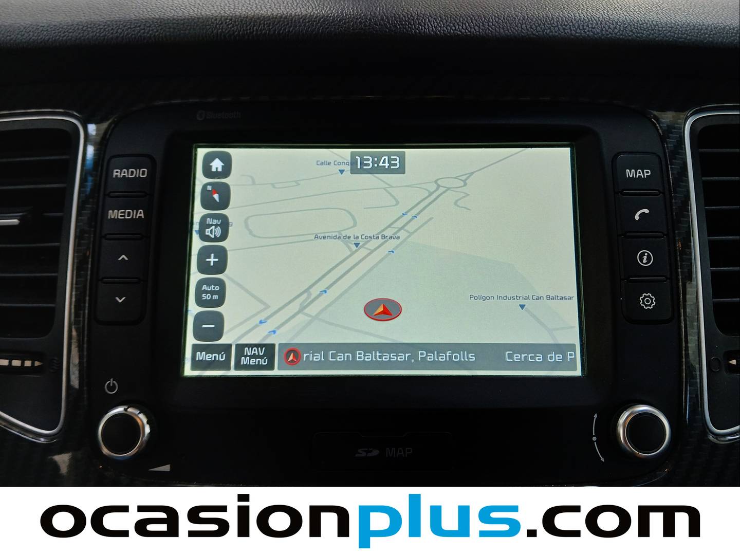 Extras y acabados del KIA Carens KIA Carens 1.6 GDi Drive (135 CV) 7 Plazas