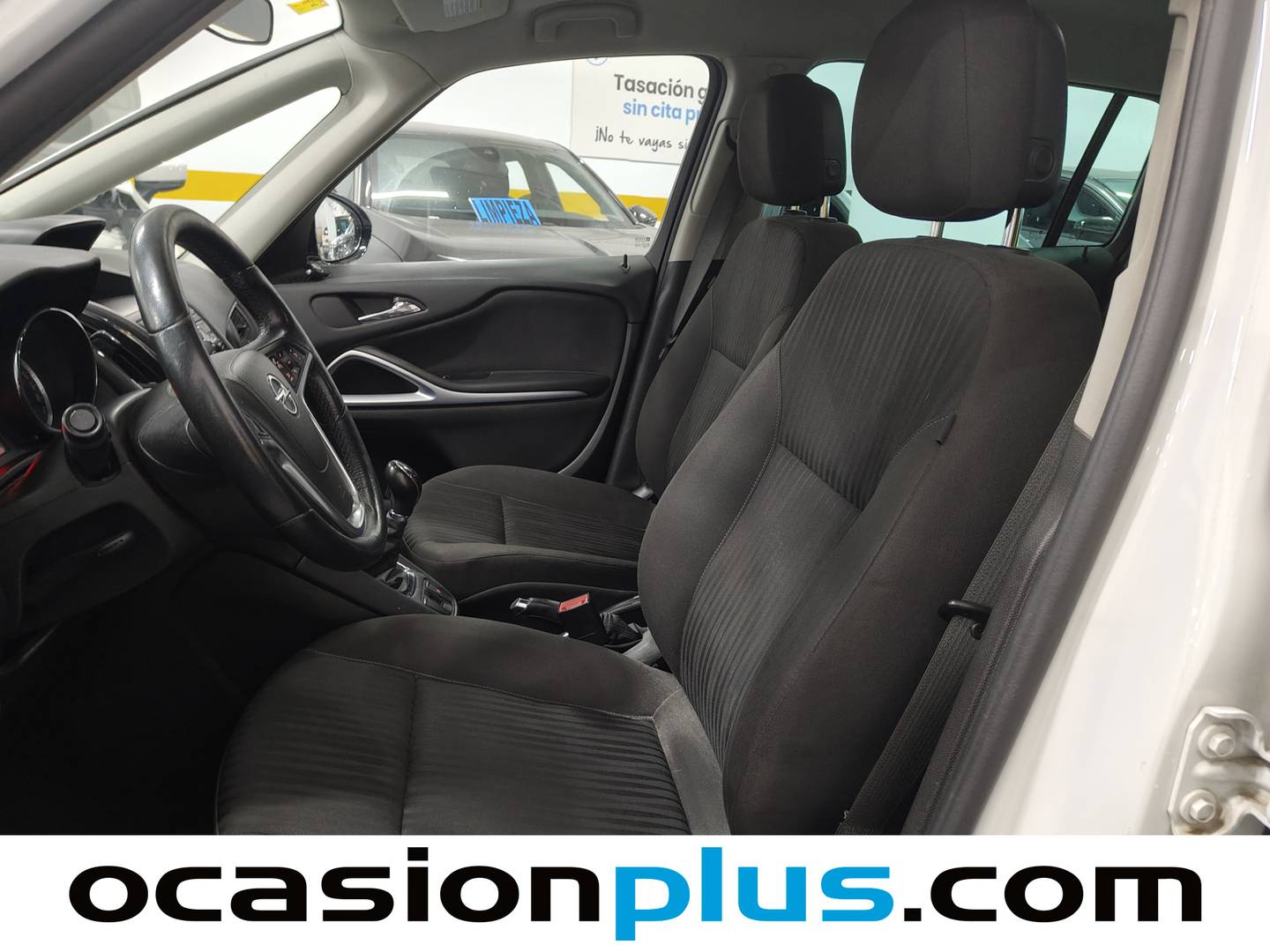 Foto asientos delanteros Opel Zafira Tourer Opel Zafira Tourer 1.4 Turbo GLP Selective  (140 CV)