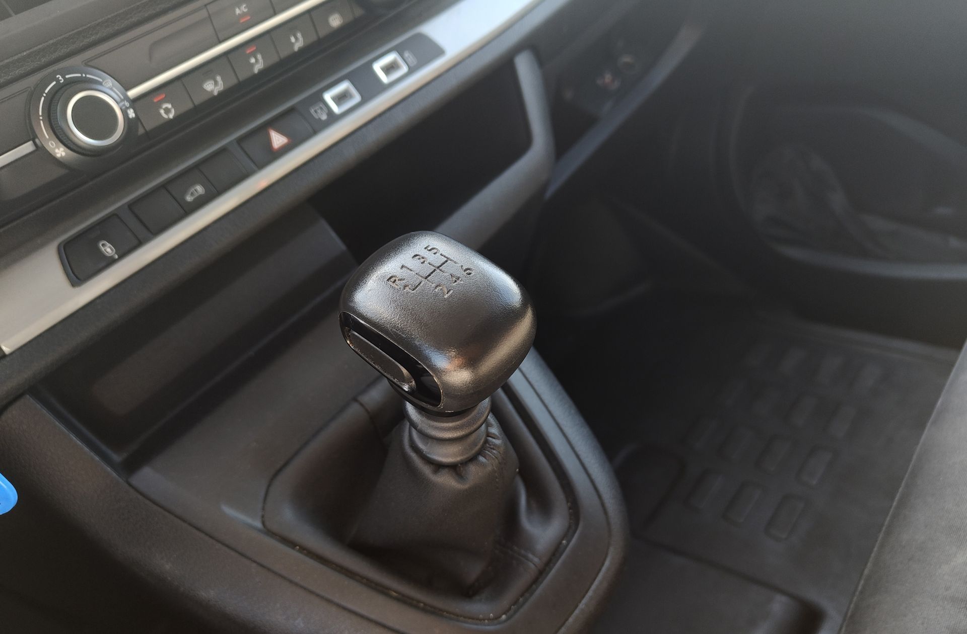 Citroën Jumpy Furgon BlueHDi 120 Talla M - foto 5