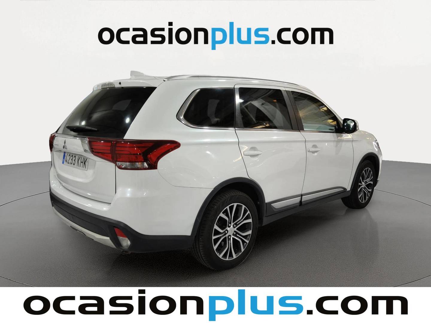Foto trasera Mitsubishi Outlander Mitsubishi Outlander 220 DI-D Motion 4WD (150 CV) 7 Plazas derecha