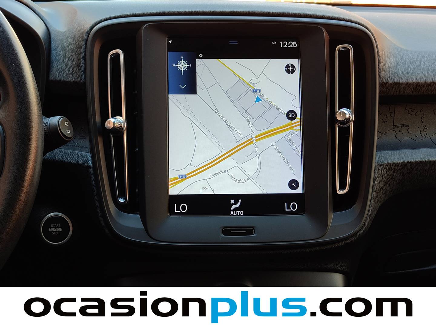 Volvo XC40 Volvo XC40 T3 Momentum Core (163 CV) seminuevo