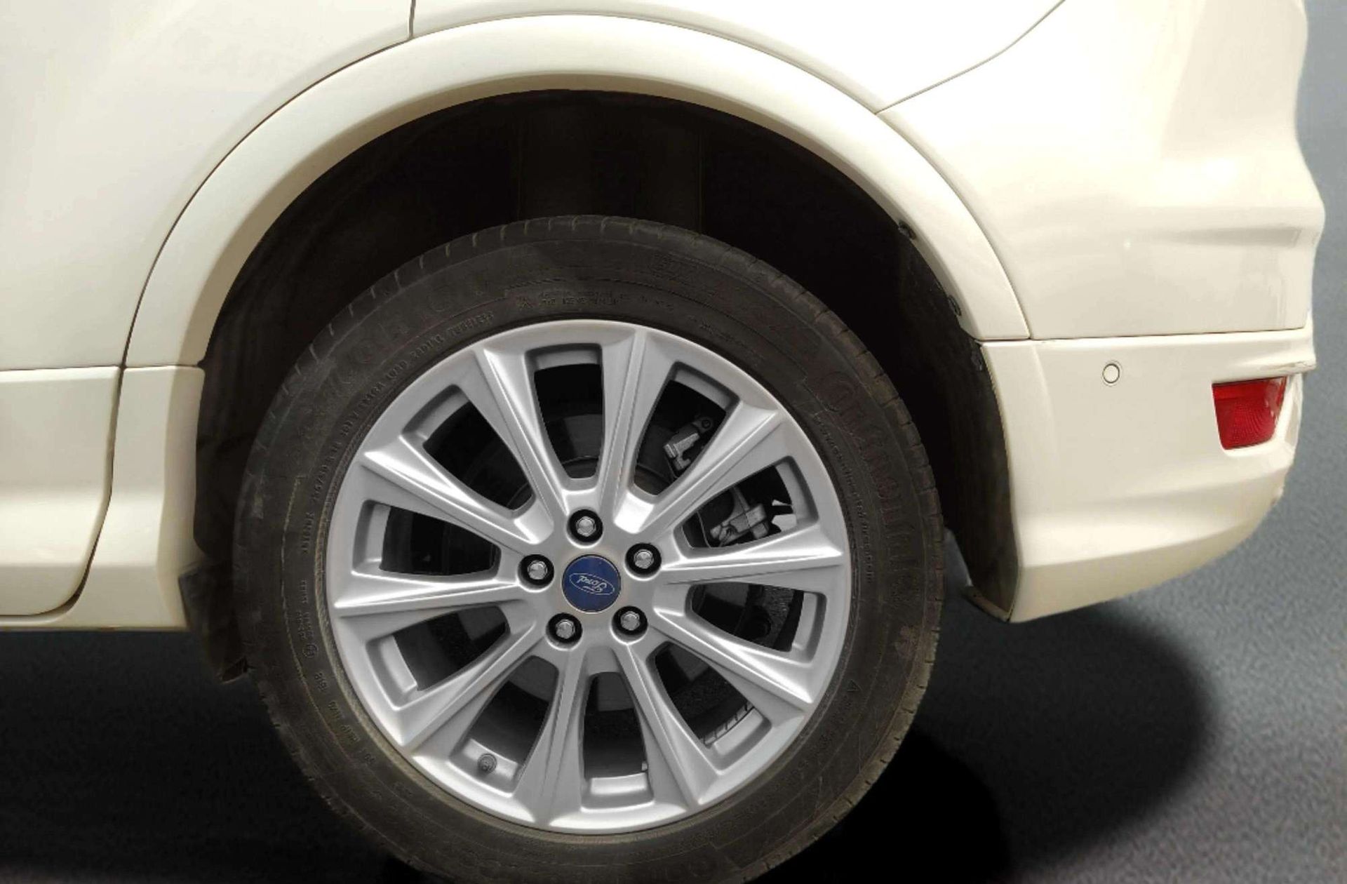 Ford Kuga 1.5 EcoBoost Vignale 4x2 - foto 42