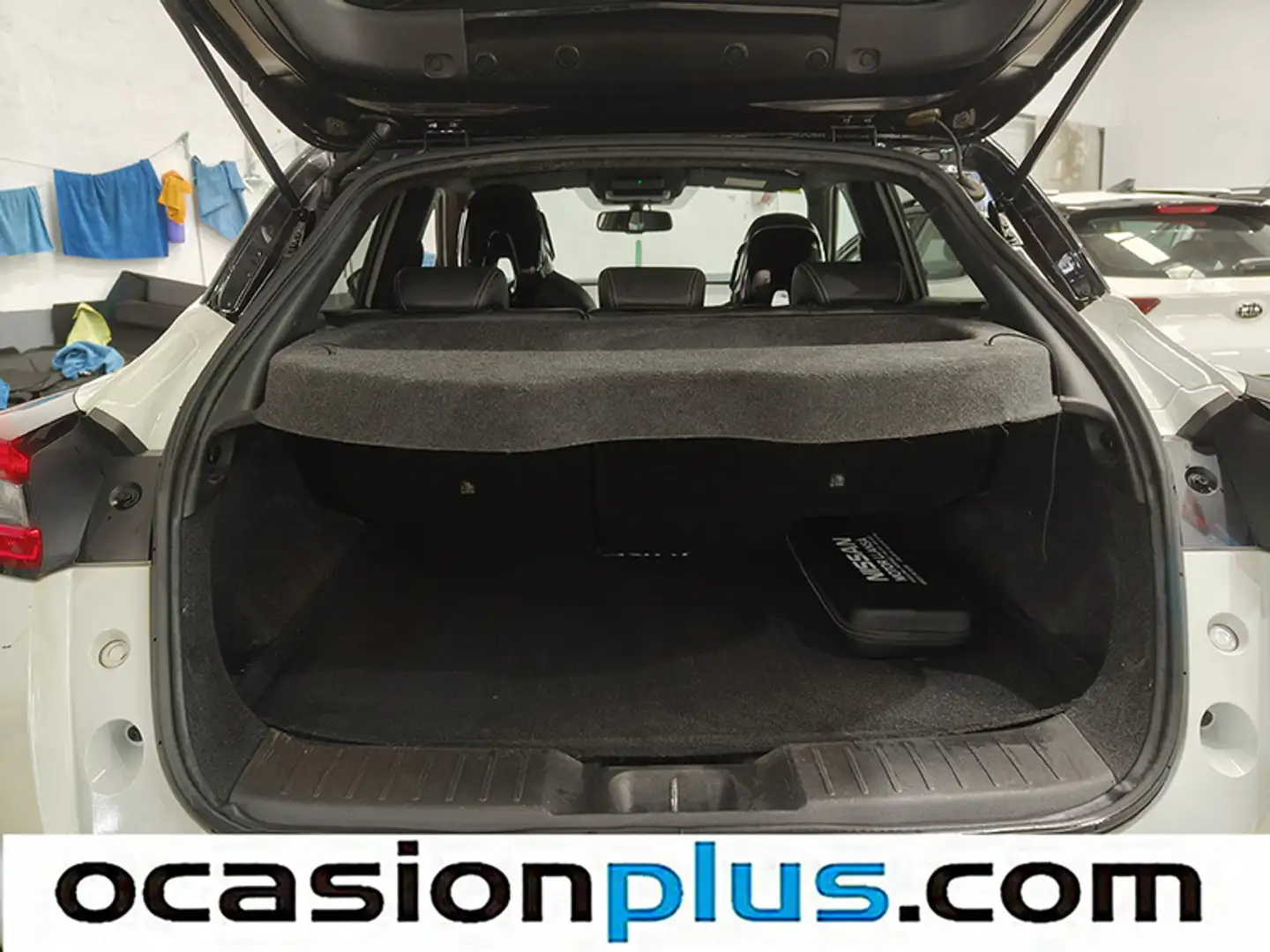 Foto Nissan JUKE Nissan Juke DIG-T Tekna 4x2 DCT (117 CV)