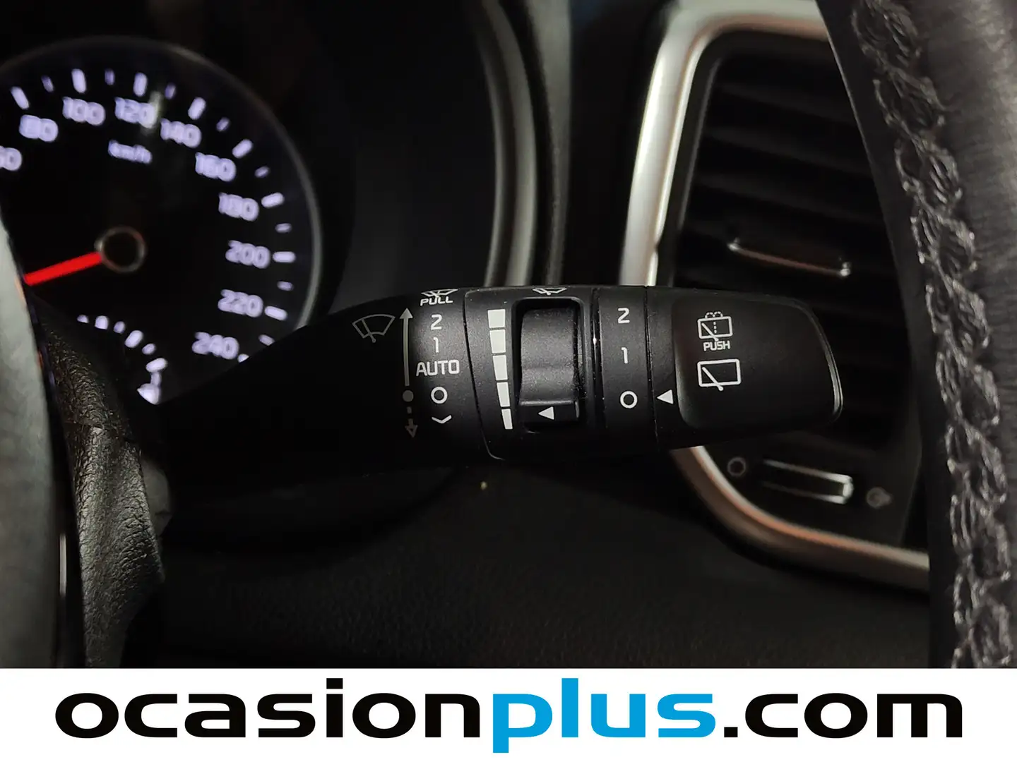 Foto KIA Sportage Kia Sportage 1.6 MHEV Business 4x2 (115 CV)