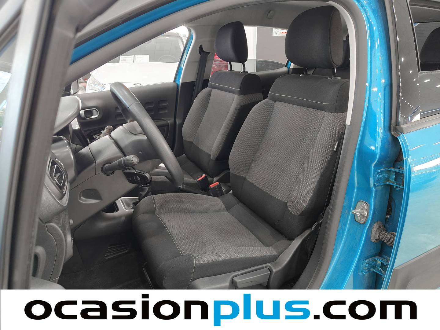 Foto asientos delanteros Citroën C3 Citroën C3 PureTech 82 Shine (83 CV)