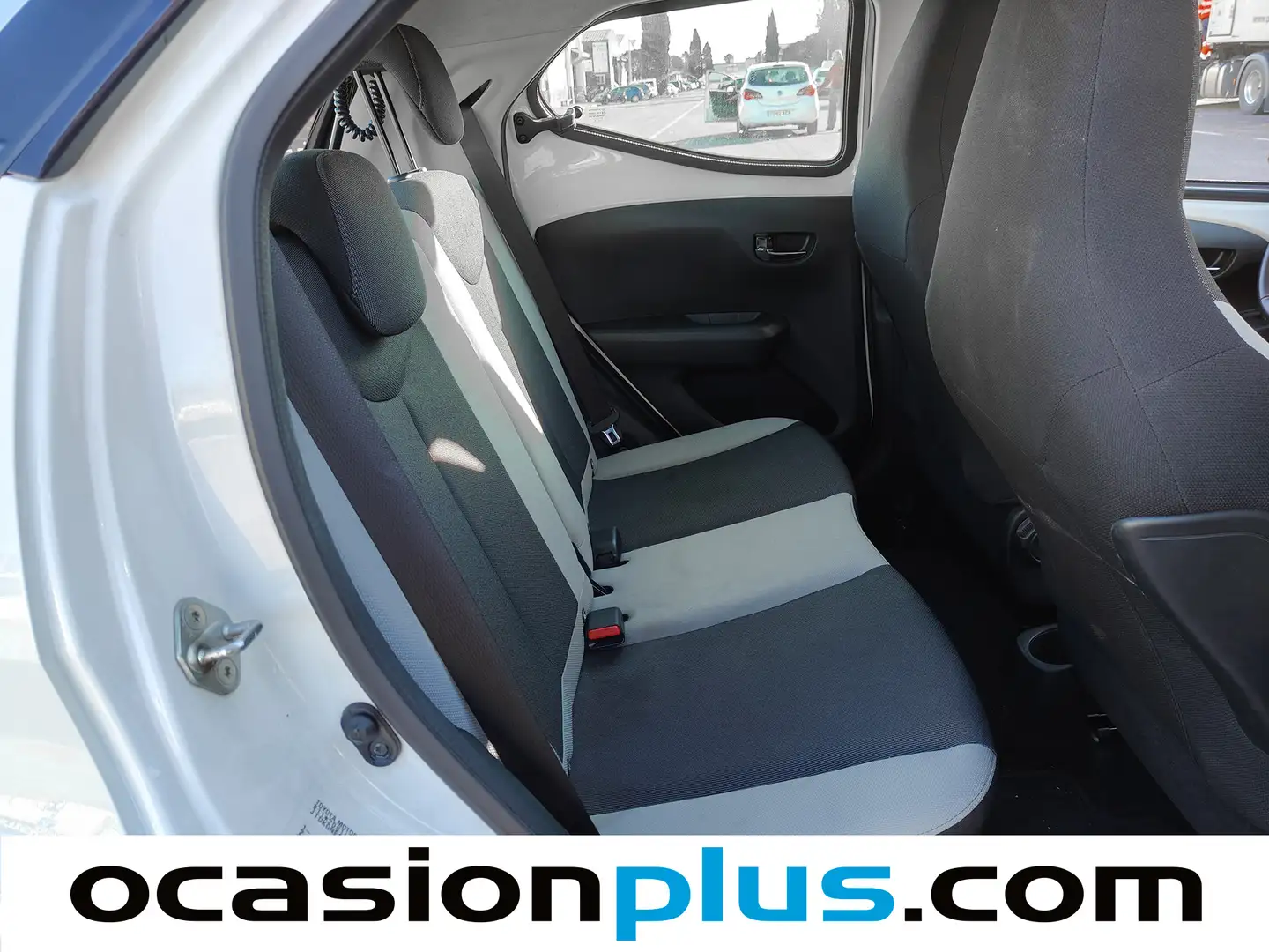 Foto Toyota Aygo Toyota Aygo 1.0 70 x-play (69 CV)