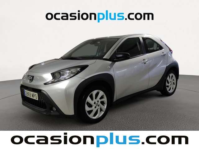 Toyota Aygo X Cross 1.0 VVT-I Play (72 CV) de segunda mano