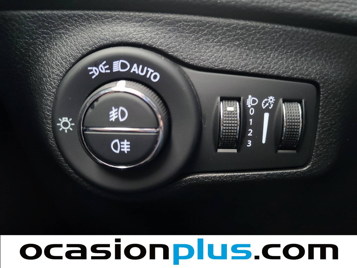 Extras del Jeep Compass Jeep Compass 1.3 Gse T4 Longitude FWD MT (130 CV)