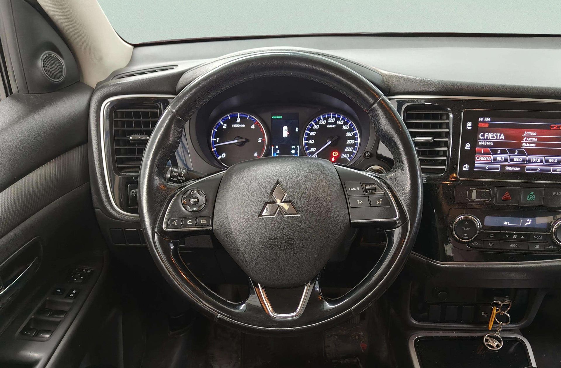 Mitsubishi Outlander 220 DI-D Motion 2WD 7 plazas - foto 22