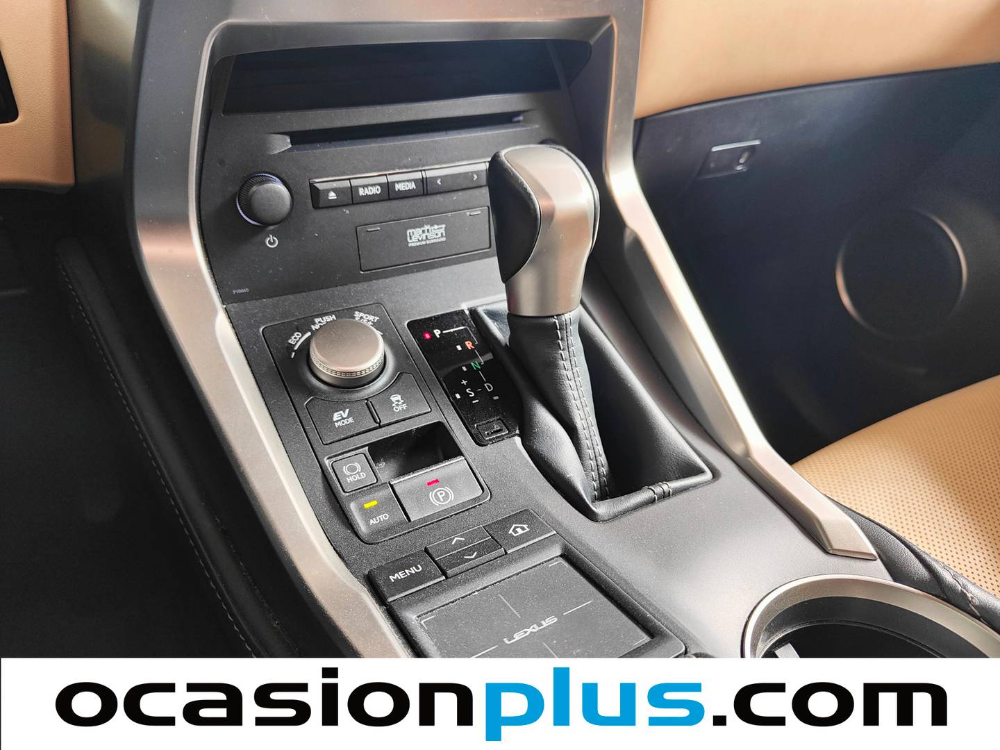 Lexus NX Lexus NX 2.5 300h Luxury 4WD (197 CV) de segunda mano