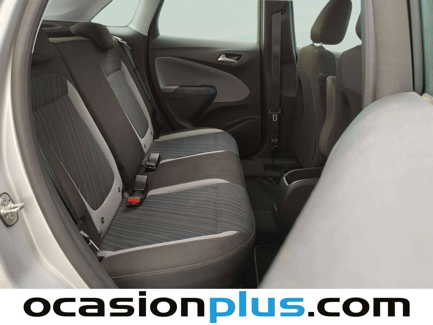 Foto asientos traseros Opel Crossland X Opel Crossland X 1.2 S&S Design Line 120 Aniversario (110 CV)