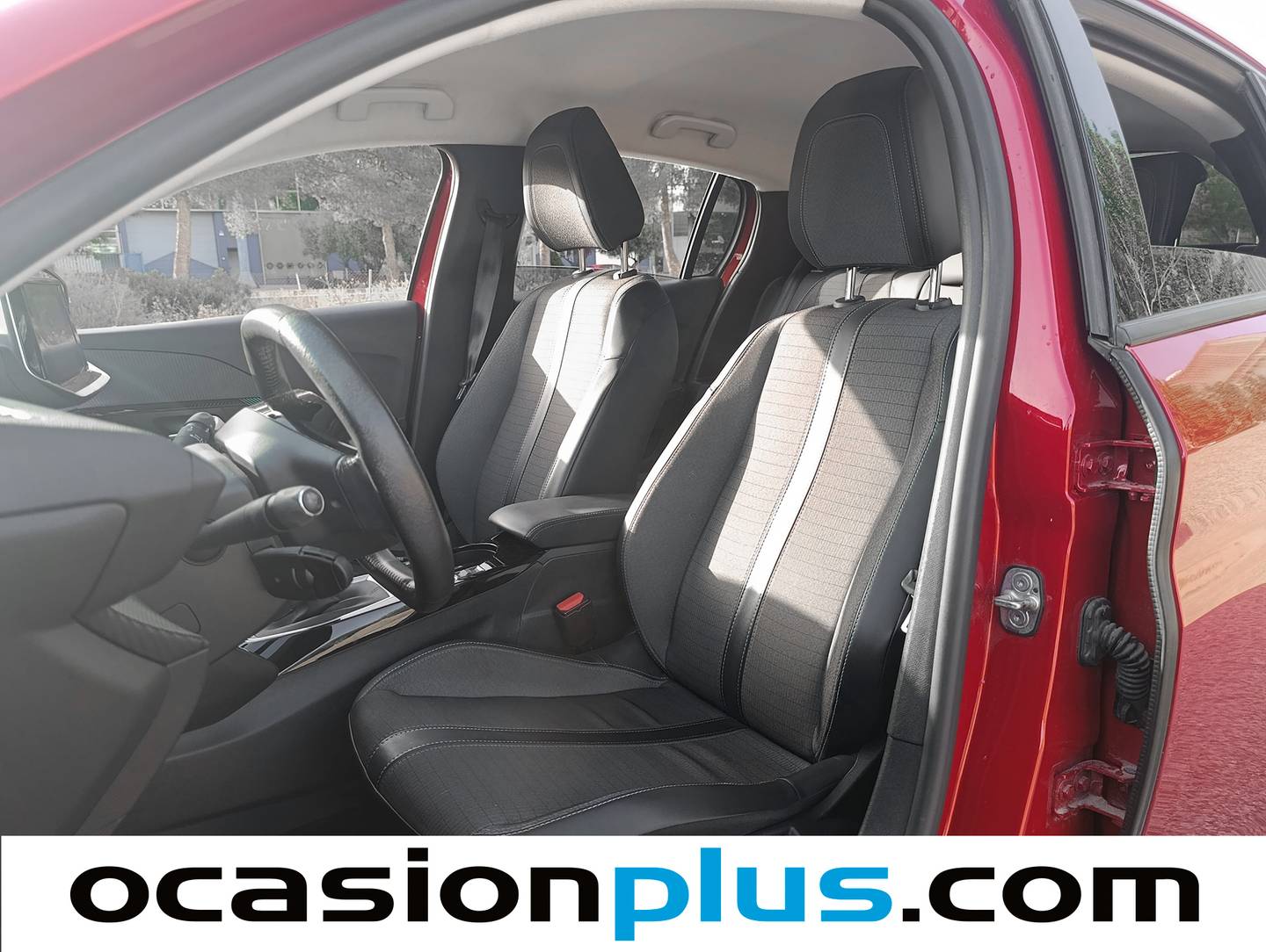 Foto asientos delanteros Peugeot 208 Peugeot 208 PureTech 100 Allure (100 CV)