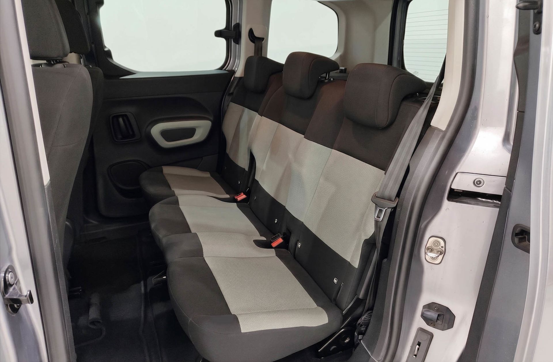 Citroën Berlingo PureTech 110 Talla M Feel - foto 12