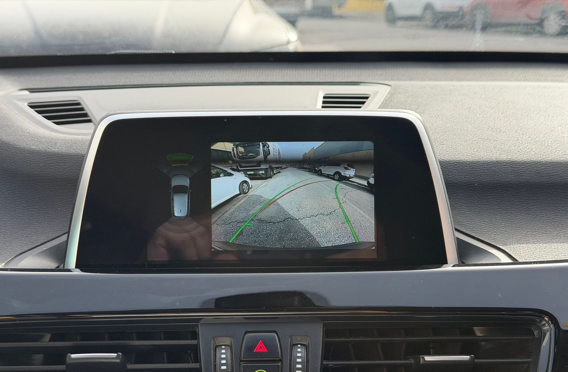 BMW X1 sDrive18d - foto 8