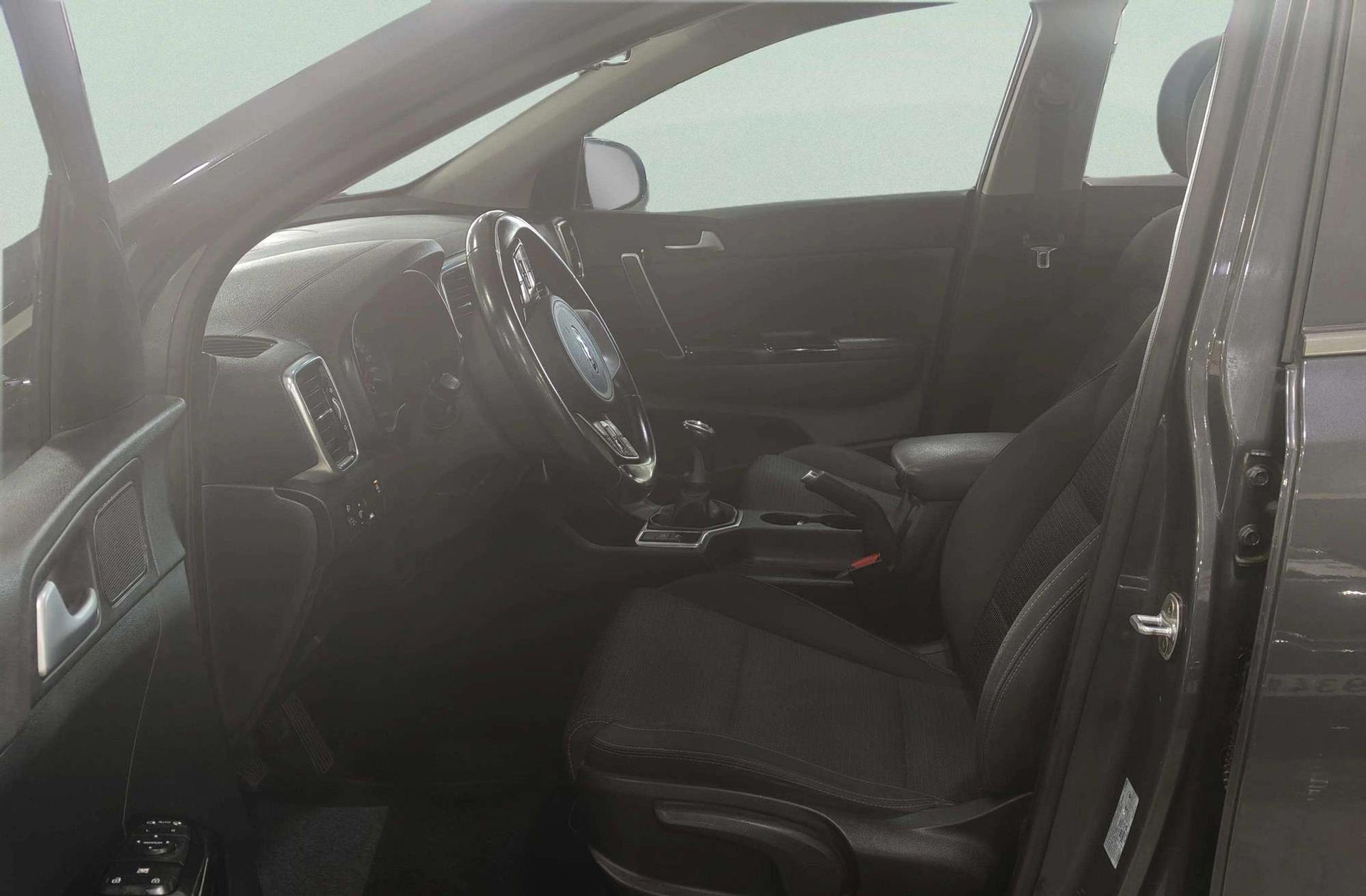 Kia Sportage 1.6 CRDi Drive 4x2 - foto 16
