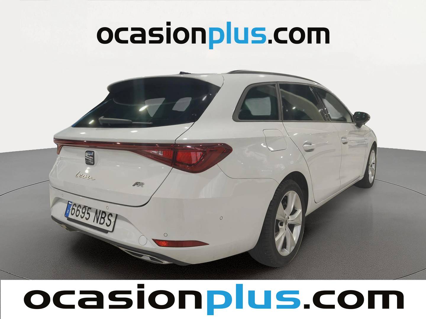 Foto trasera Seat León Seat León ST 2.0 TDI S&S FR XS DSG (150 CV) derecha