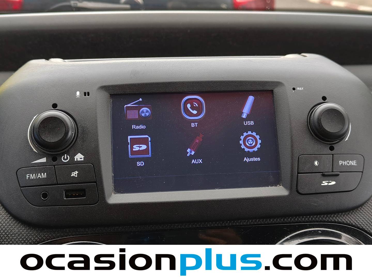 Extras y acabados del Fiat Qubo Fiat Qubo 1.3 MultiJet Lounge (80 CV)