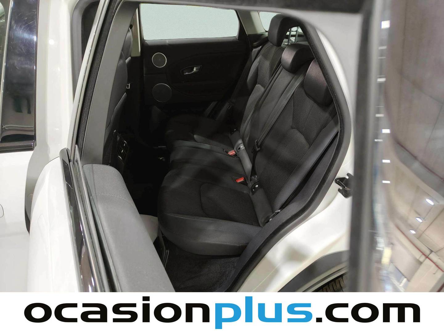 Foto asientos traseros Land Rover Range Rover Evoque Land Rover Range Rover Evoque 2.0L eD4 Pure 4x2 (150 CV)