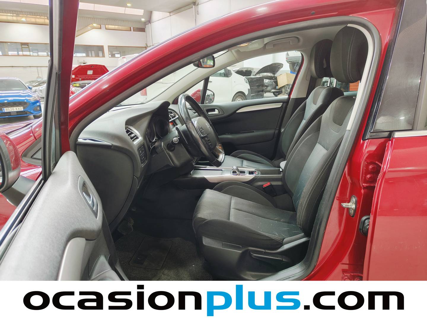 Foto asientos delanteros Citroën C4 Citroën C4 1.6 e-HDi Collection CMP  (112 CV)
