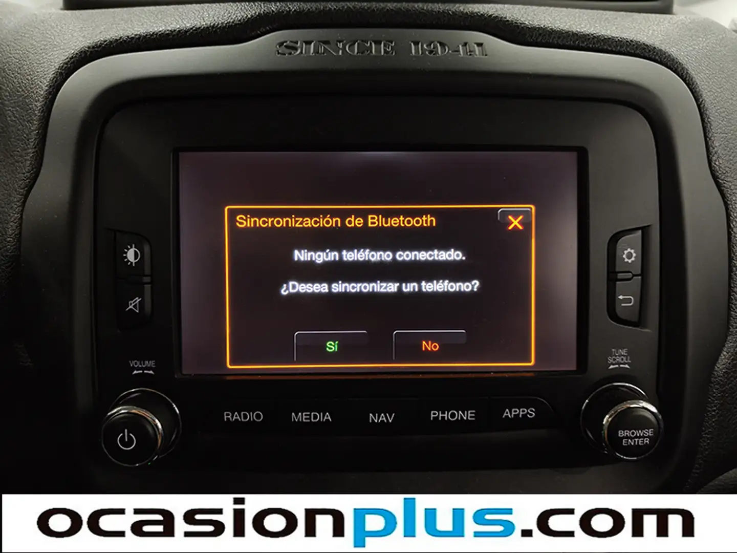 Foto Jeep Renegade Jeep Renegade 1.4 Multiair Limited 4x2 DDCT (140 CV)