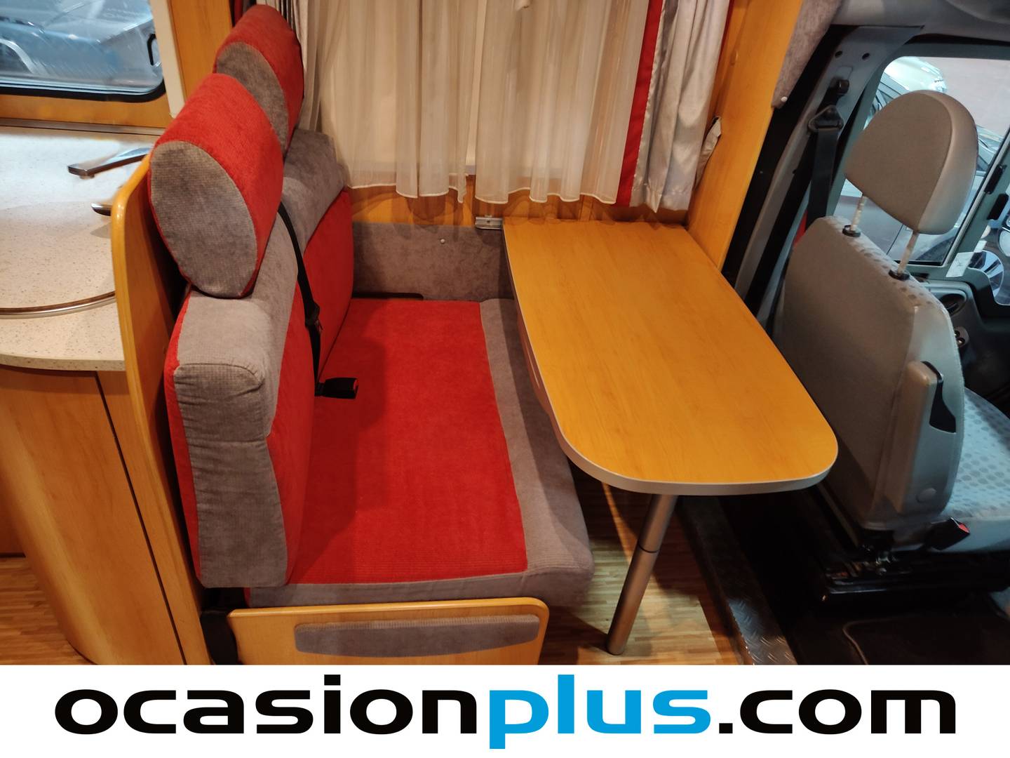 Foto asientos delanteros Hymer C 662 Hymer C 662 CL (131 CV)