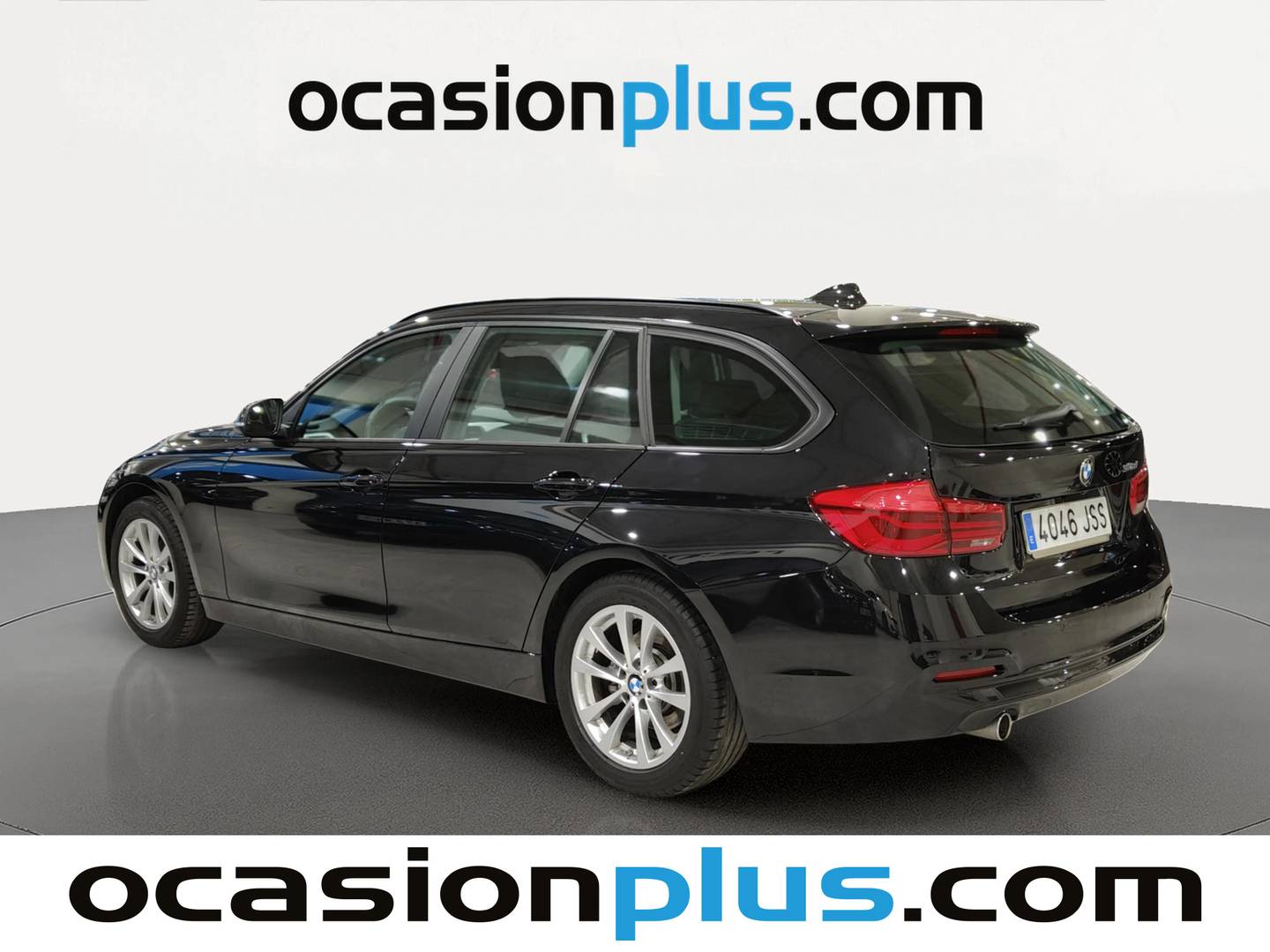 Foto trasera BMW Serie 3 BMW Serie 3 318d Touring (150 CV) derecha