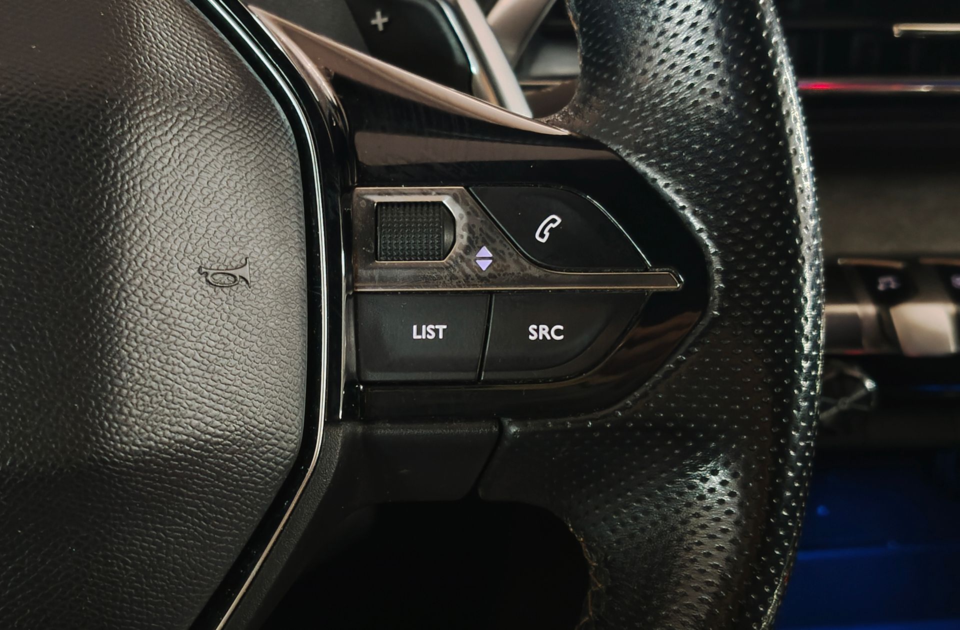 Peugeot 5008 BlueHDi 130 GT EAT8 7 plazas - foto 33
