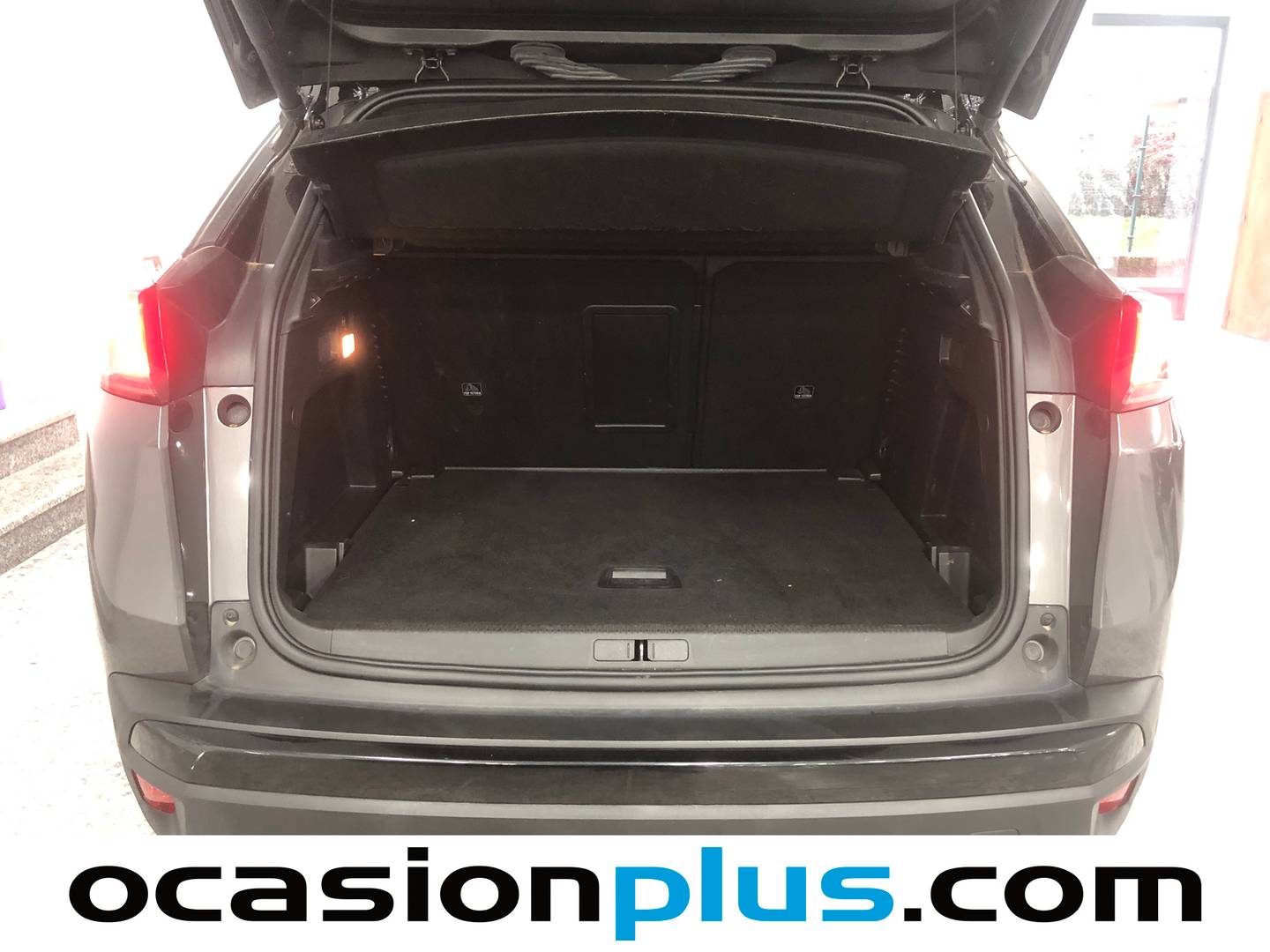 Foto Peugeot 3008 Peugeot 3008 PureTech 130 S&S GT EAT8 (130 CV)