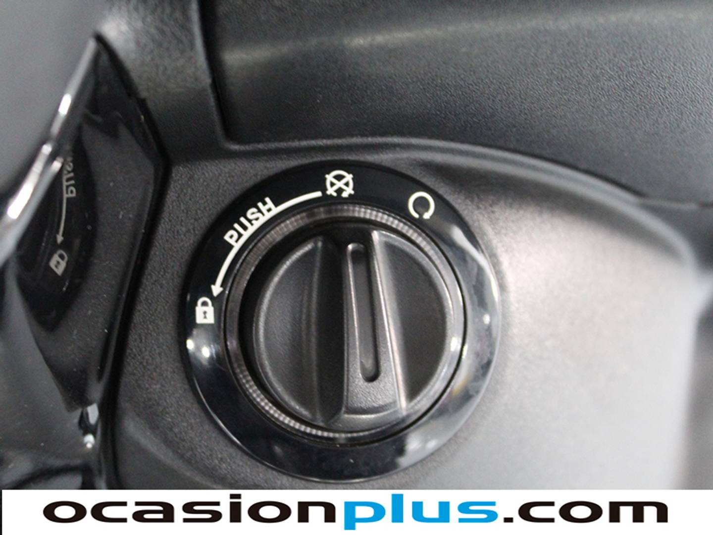 Foto Peugeot Metropolis 400 Peugeot Metropolis 400 Metropolis 400 (35 CV)