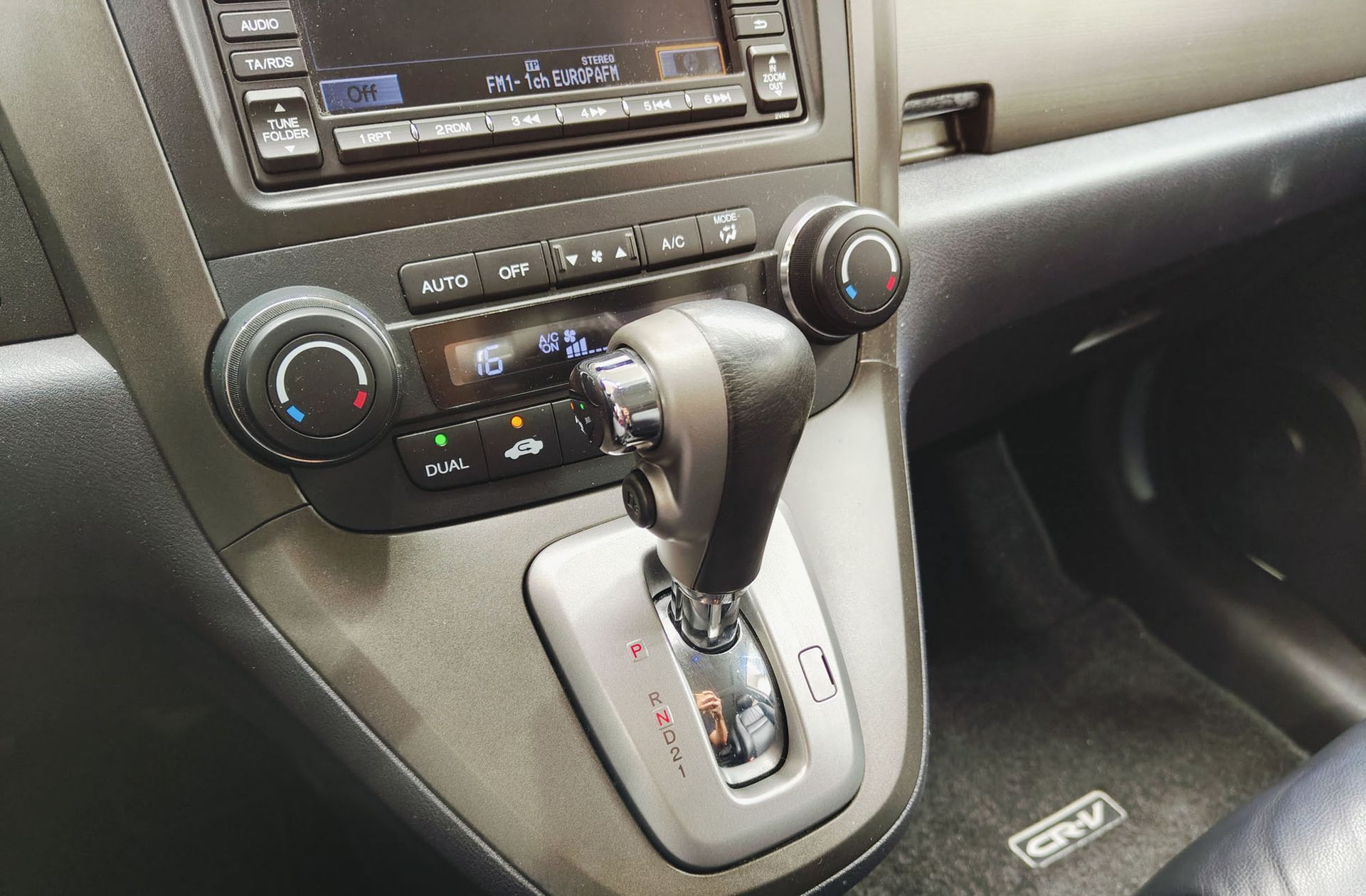 Honda CR-V 2.2 I-DTEC Luxury - foto 5