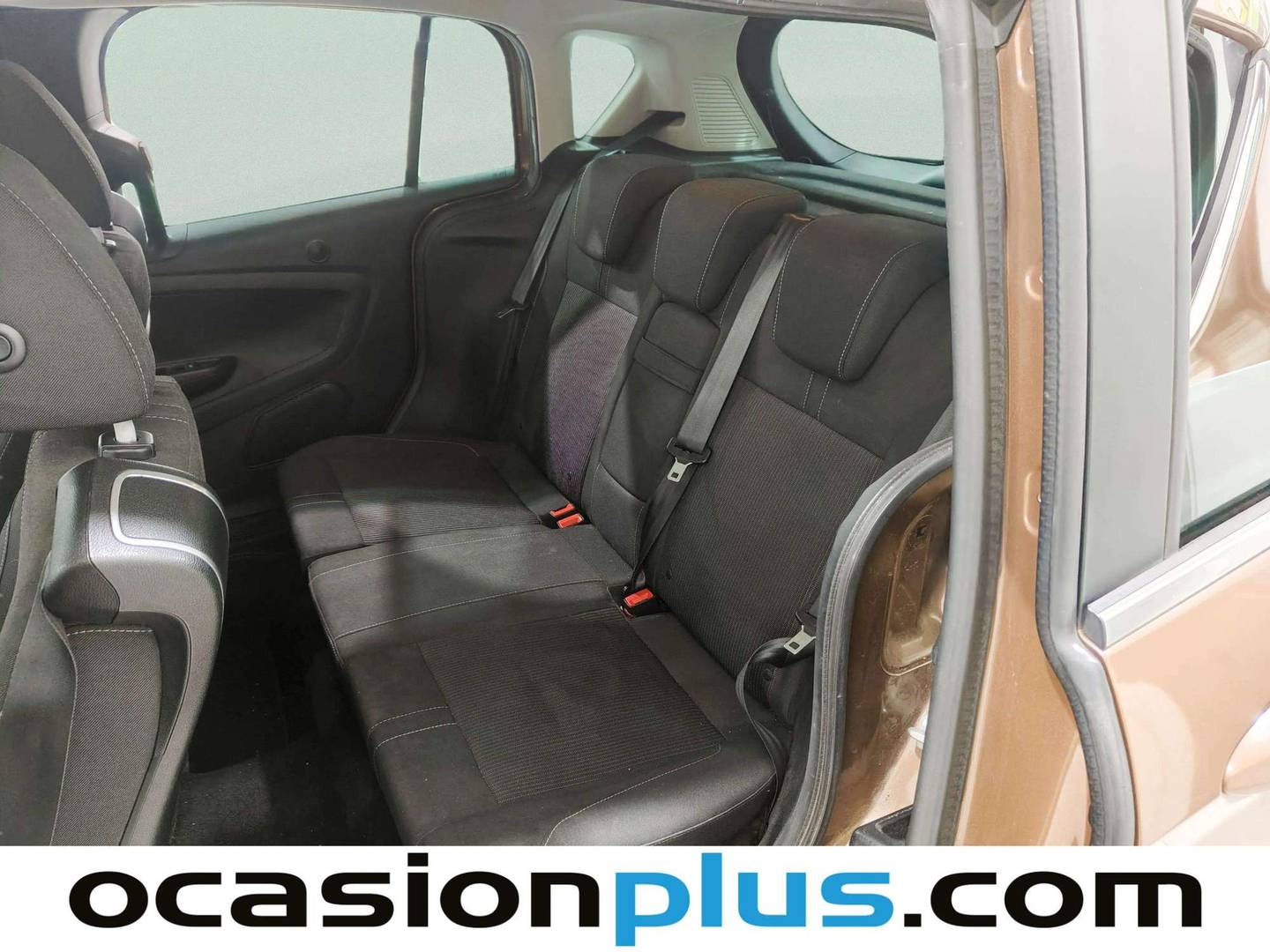 Foto asientos traseros Ford B-MAX Ford B-Max 1.6 TDCI Titanium (95 CV)