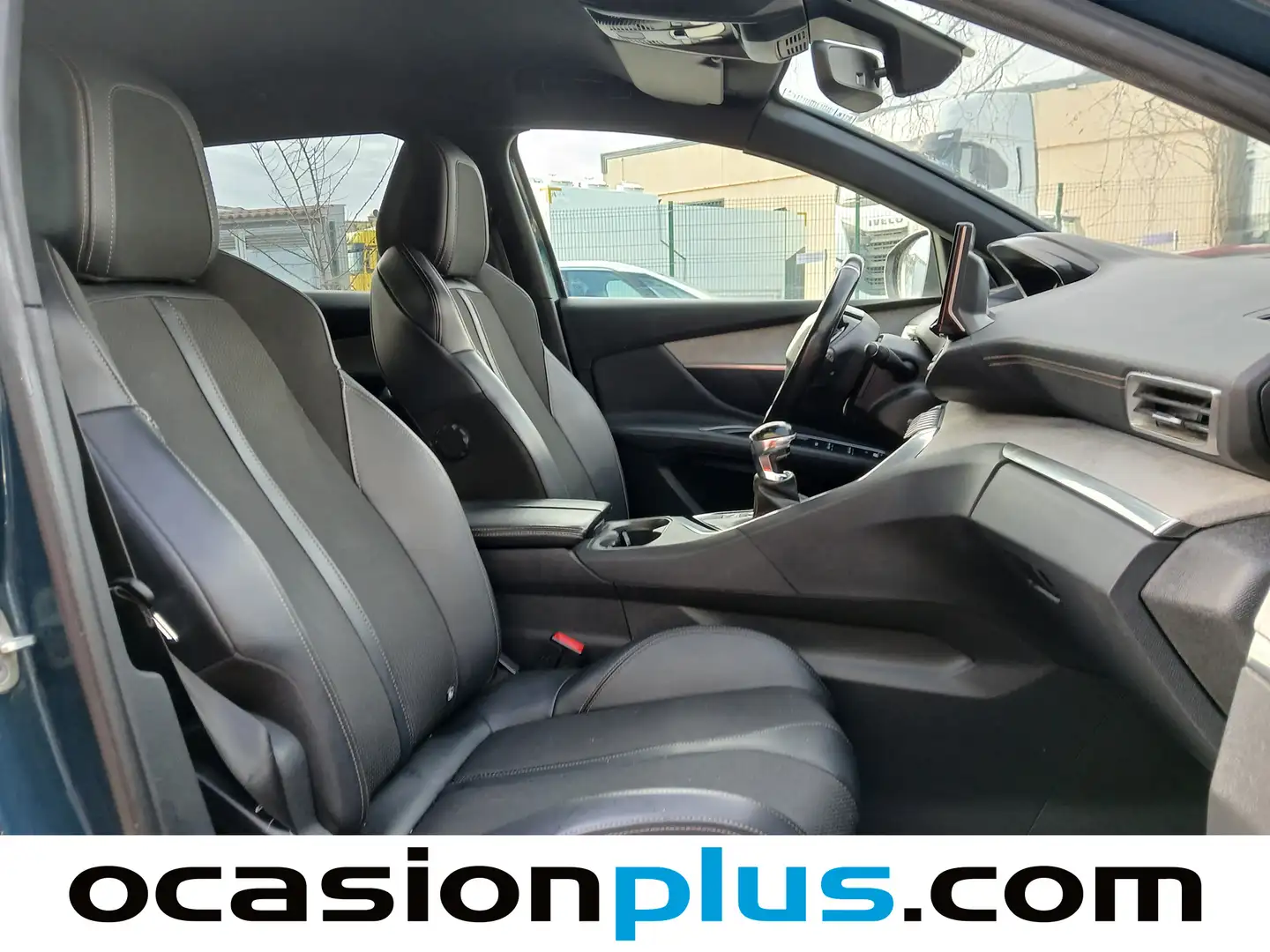 Foto Peugeot 3008 Peugeot 3008 PureTech 130 S&S GT (130 CV)