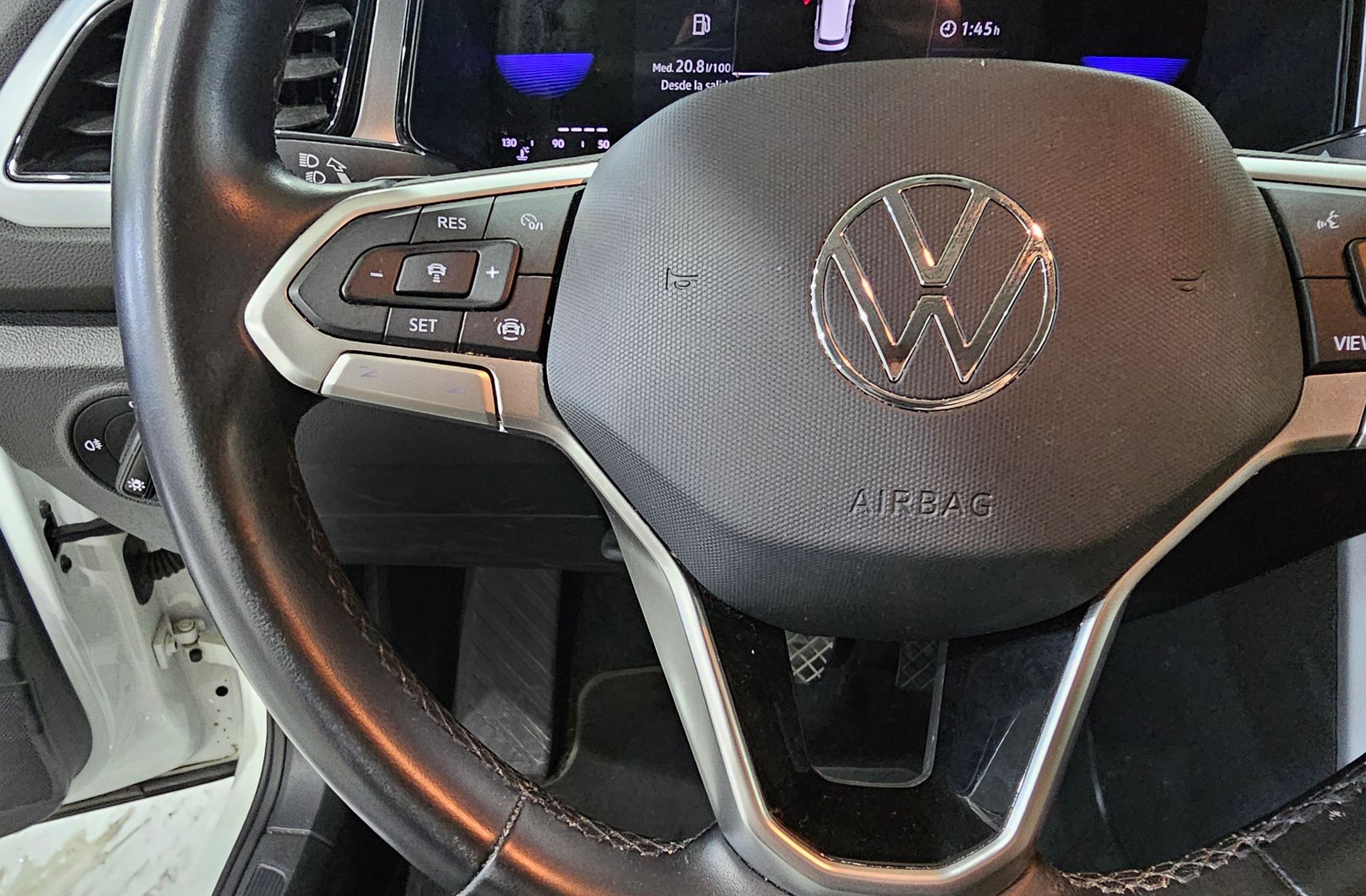 Volkswagen T-Roc Life 2.0 TDI DSG - foto 31