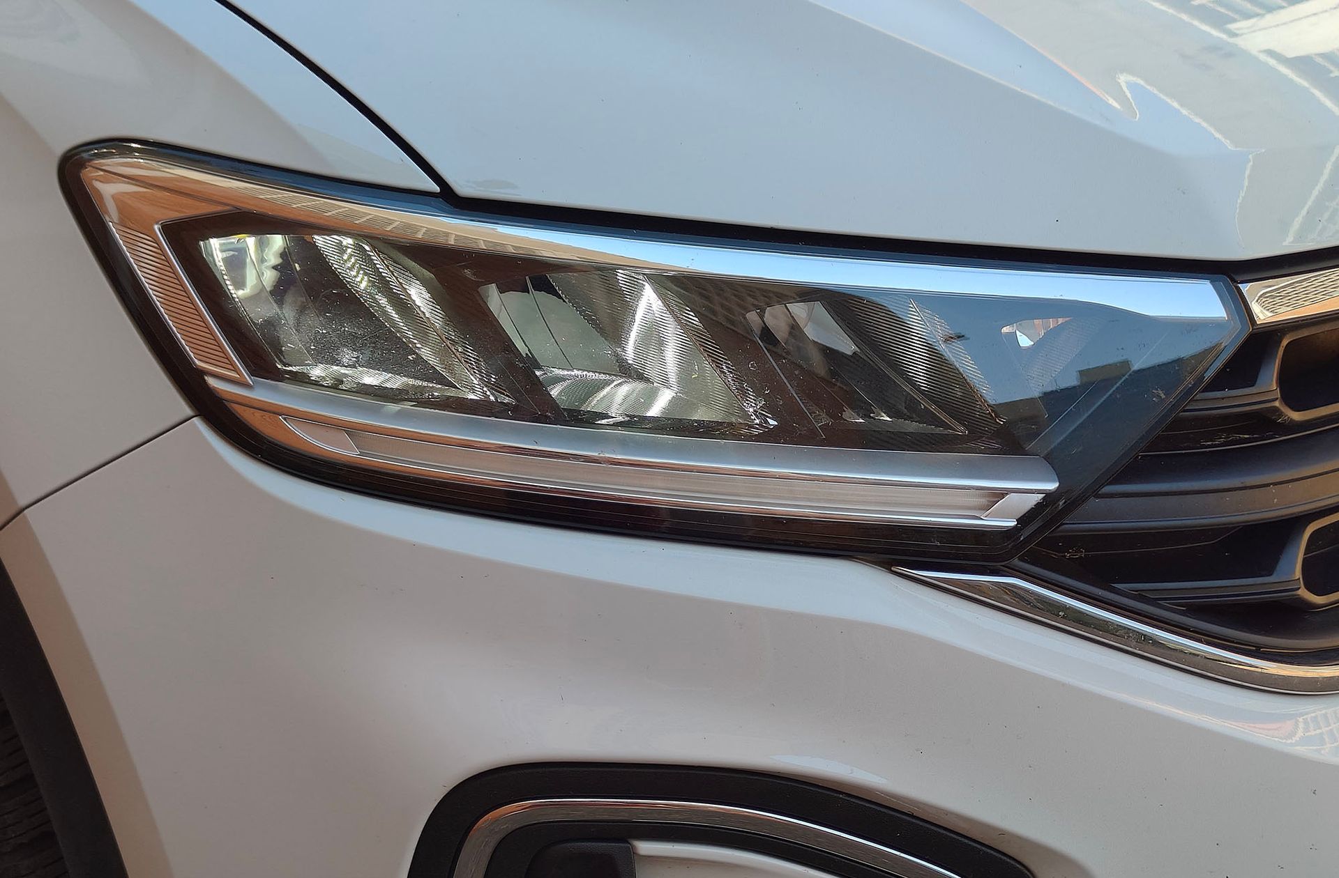 Volkswagen T-Roc 1.0 TSI - foto 12