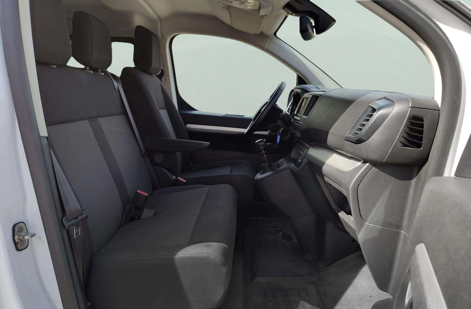 Toyota Proace Verso 2.0D VX Shuttle - foto 19