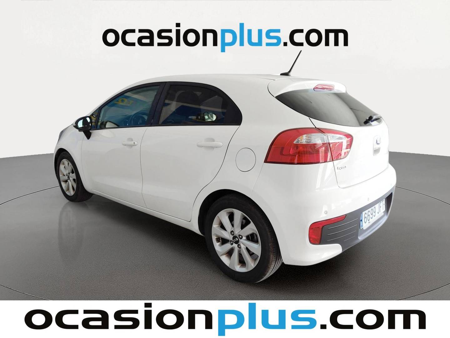 Foto delantera KIA Rio KIA Rio 1.2 CVVT x-Tech Eco-Dynamics (84 CV) derecha