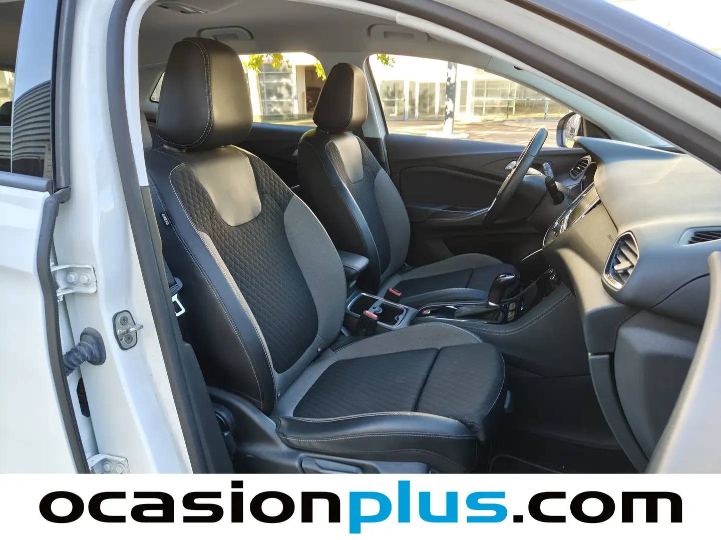 Foto Opel Grandland X Opel Grandland X 1.5 CDTi Ultimate Auto (130 CV)