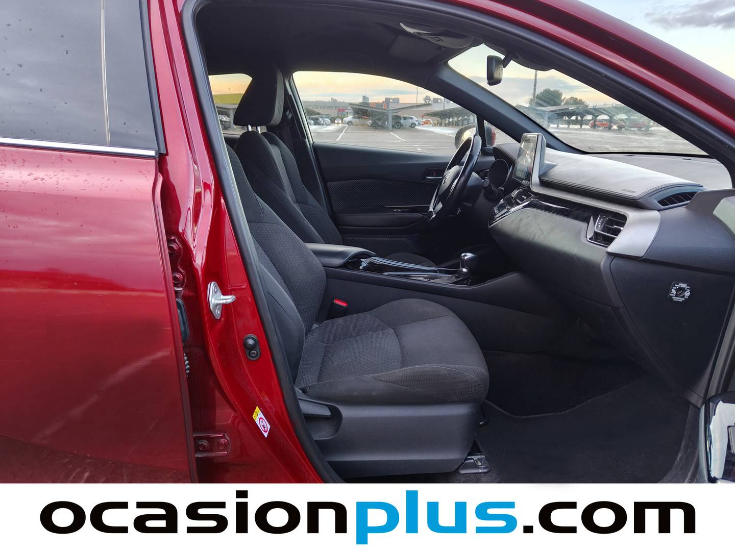 Foto Toyota C-HR Toyota C-HR 1.8 125H Style Plus  (122 CV)