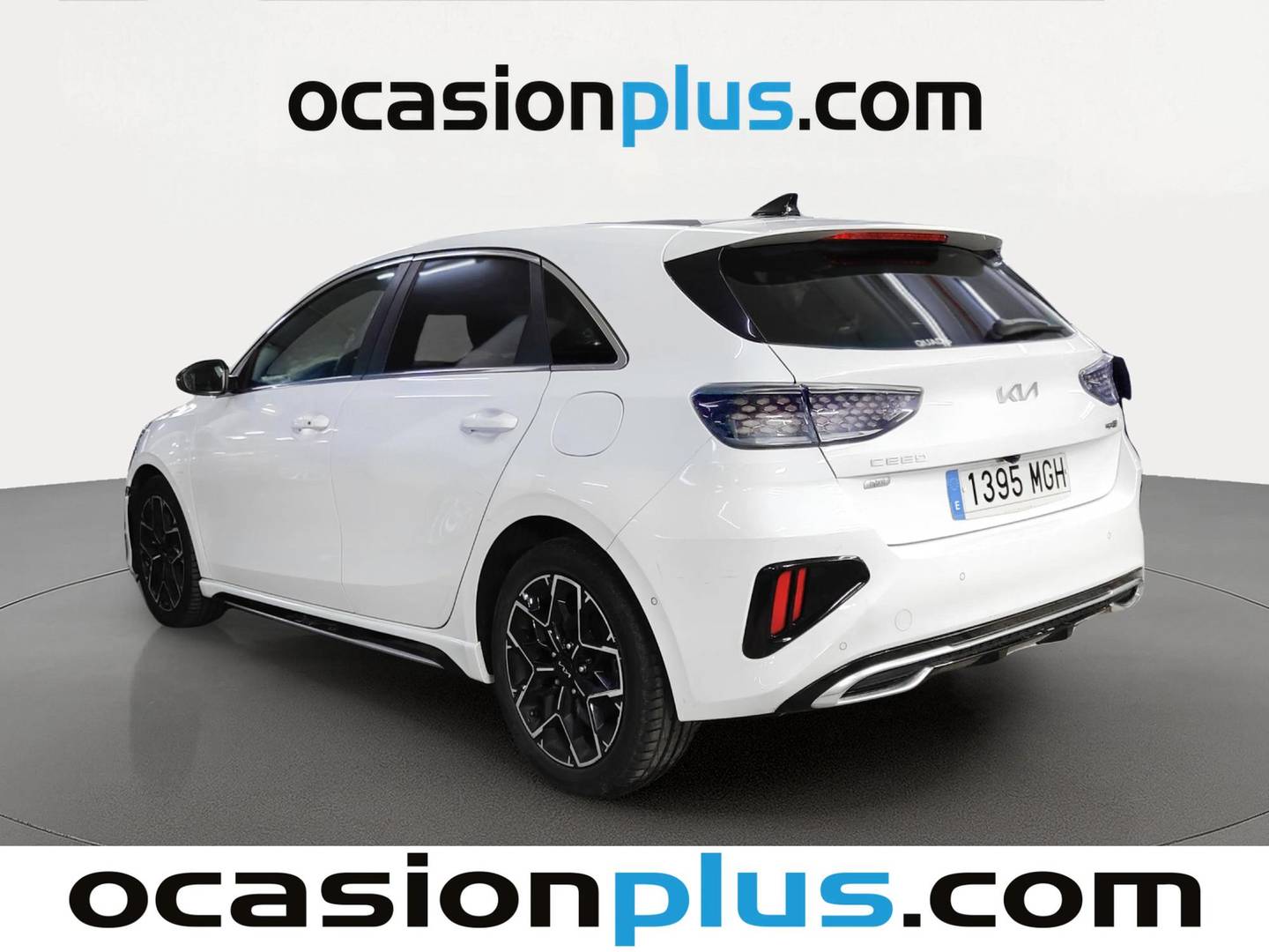 Foto trasera KIA Ceed KIA Ceed 1.6 MHEV GT Line (136 CV) izquierda