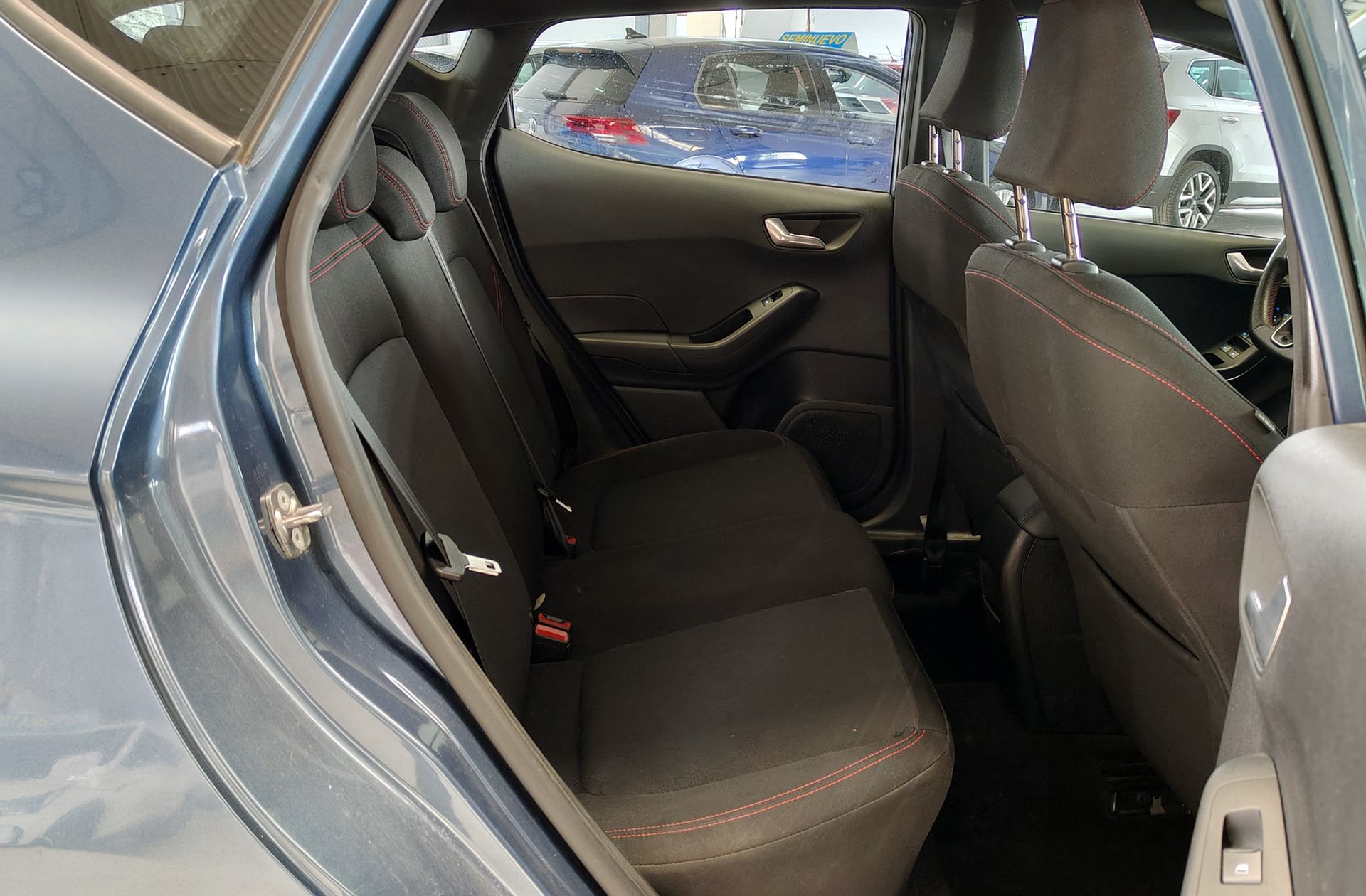 Ford Fiesta 1.0 EcoBoost MHEV ST-Line - foto 17