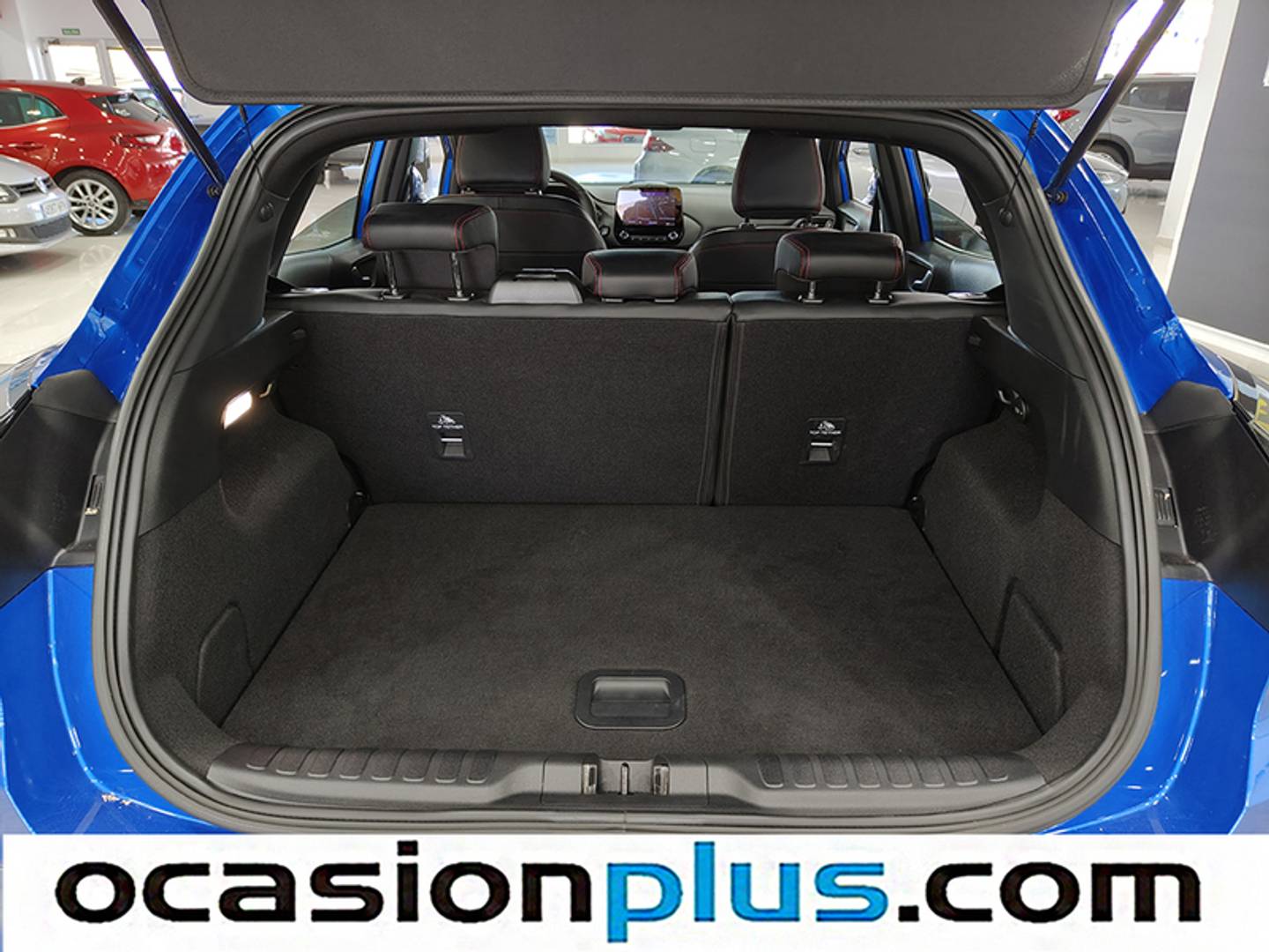 Foto Ford Puma Ford Puma 1.0 EcoBoost MHEV ST-Line X Auto (155 CV)