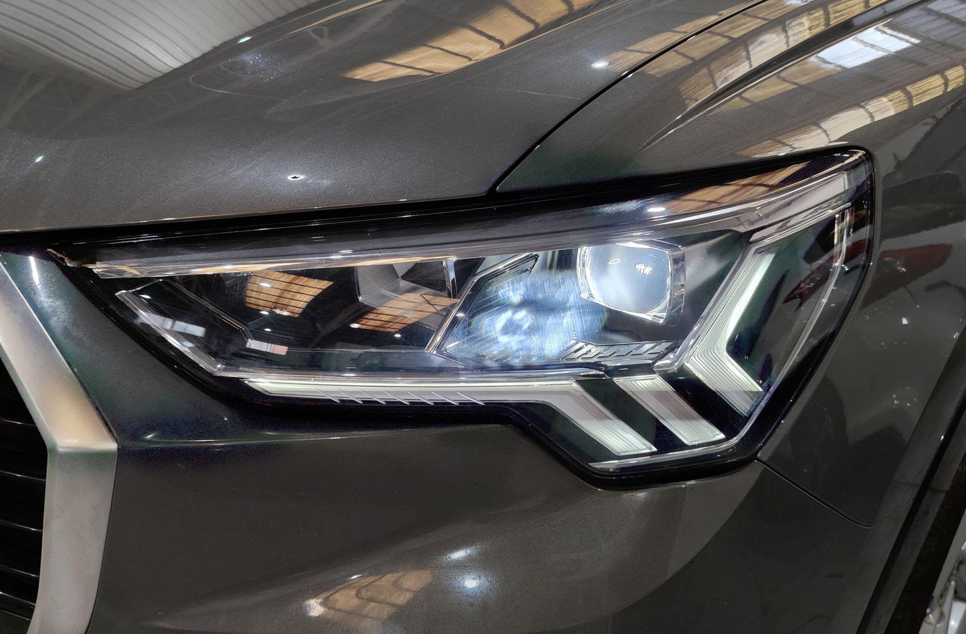 Audi Q3 Advanced 35 TDI - foto 17