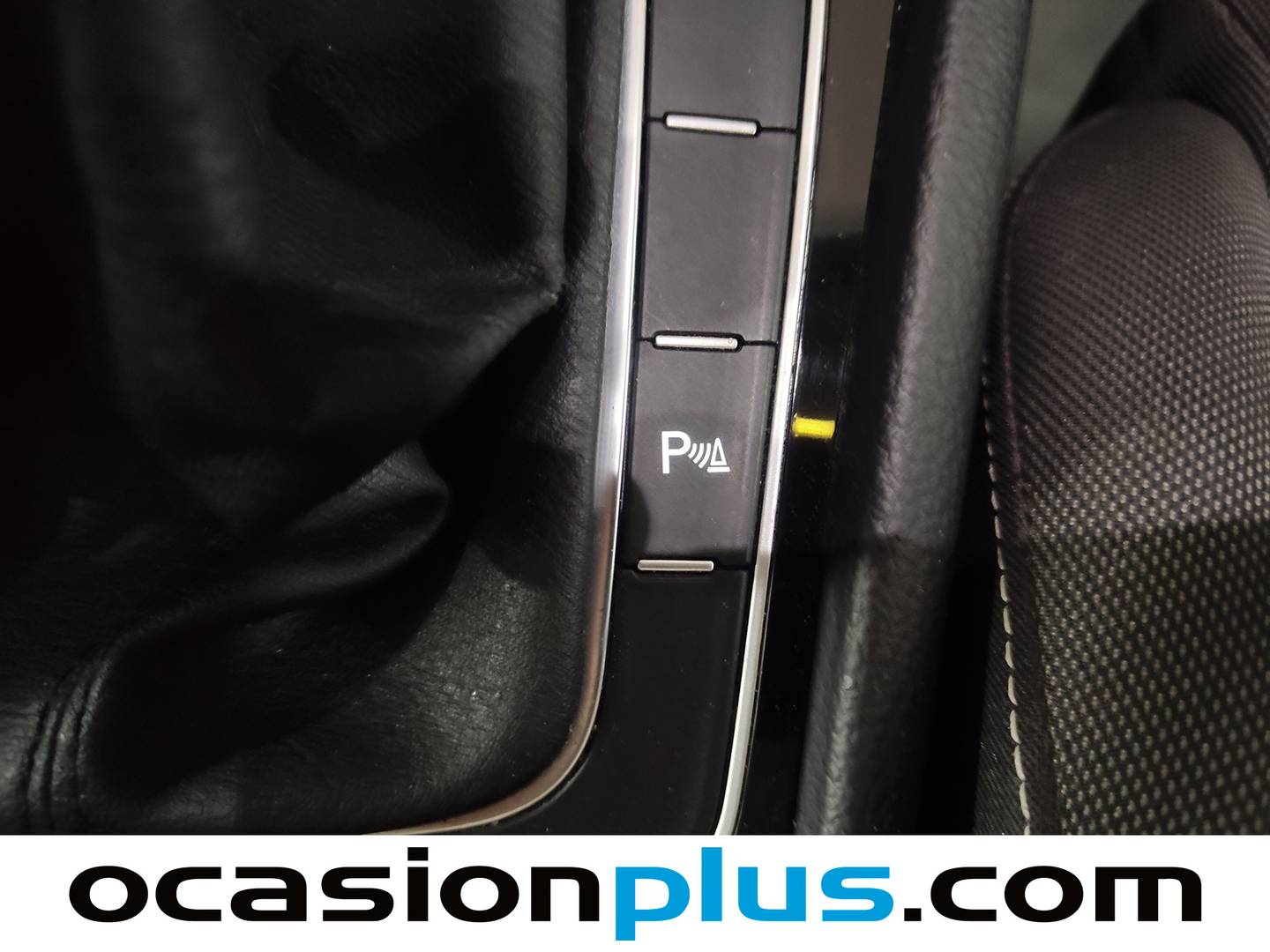 Volkswagen Golf Volkswagen Golf Sport 1.4 TSI BMT ACT Tech BMT (150 CV) seminuevo