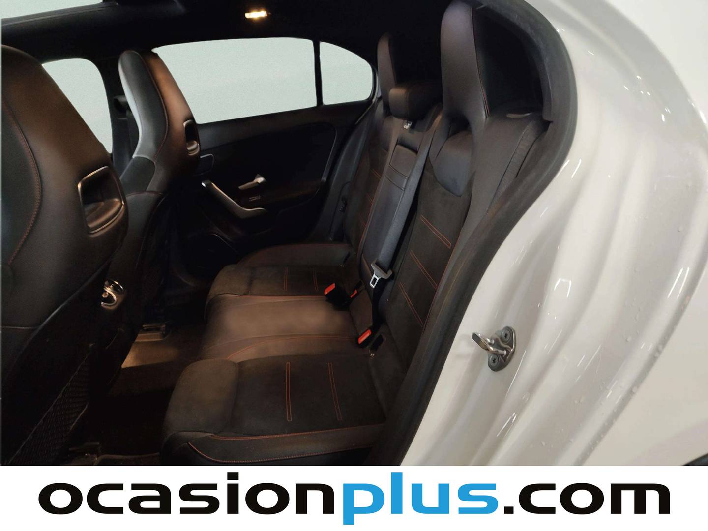 Foto asientos traseros Mercedes Clase A Mercedes Clase A 180 d (116 CV) Pack AMG