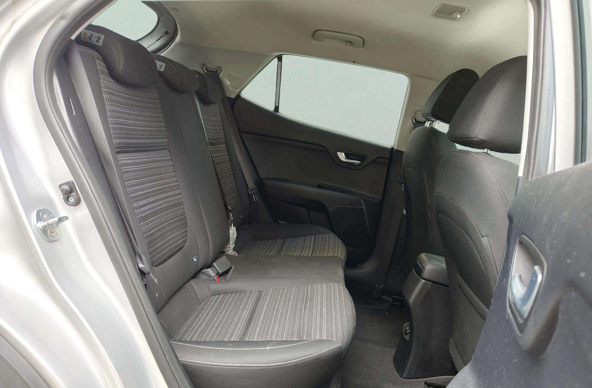 Kia Stonic 1.0 T-GDi Drive - foto 15