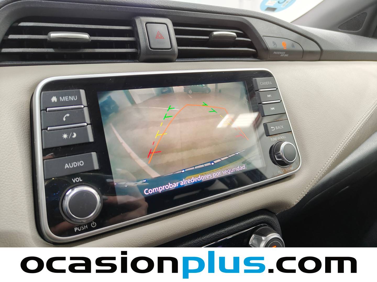 Equipamiento del Nissan Micra Nissan Micra IG-T N-Design Black (92 CV)