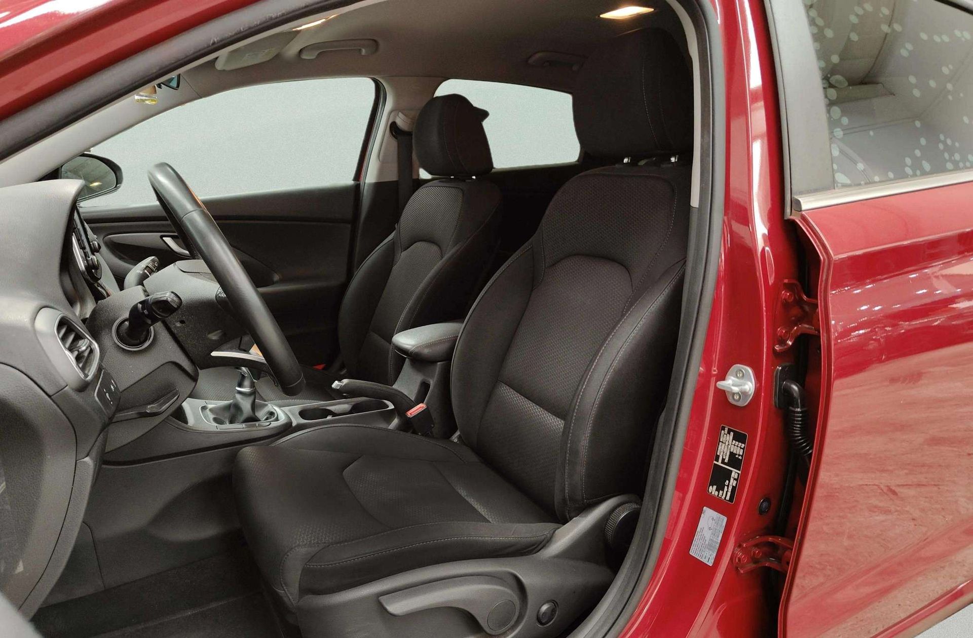 Hyundai i30 Fastback 1.0 T-GDi Tecno - foto 12